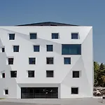 Briig Boutique Hotel 4*