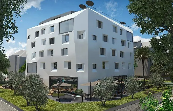 Briig Boutique 4* Σπλιτ