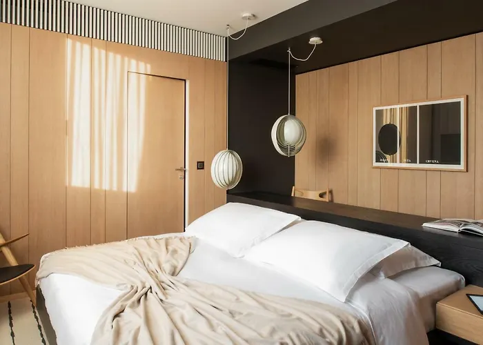 Briig Boutique 4*