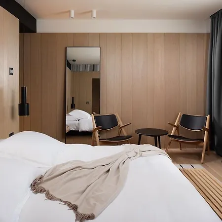 Briig Boutique 4* سبليت