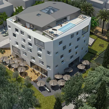 Briig Boutique Готель 4*