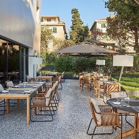 Briig Boutique 4* سبليت